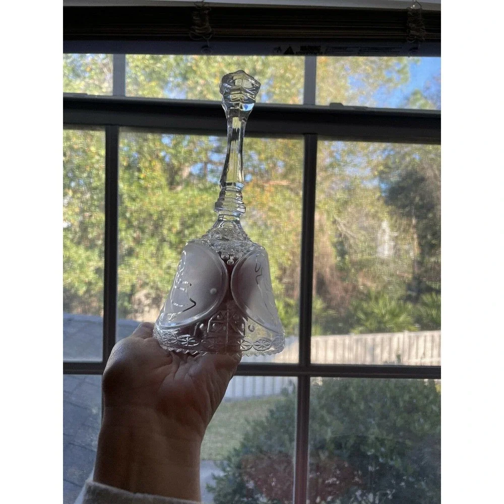 *VINTAGE Crystal Glass 8" Dinner Bell Goose Sawtooth Edge - Picture 6 of 7